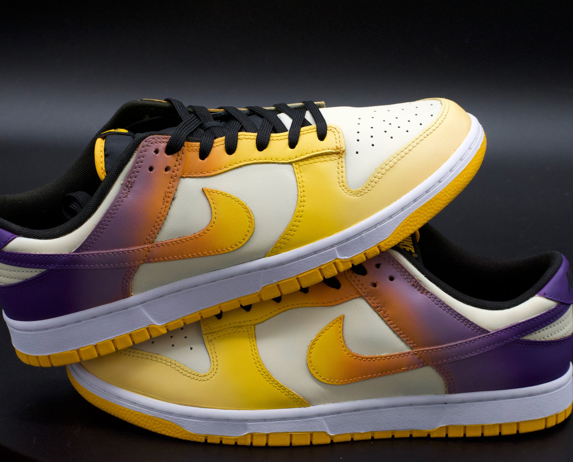 Sunset Nike Dunks size 10.5