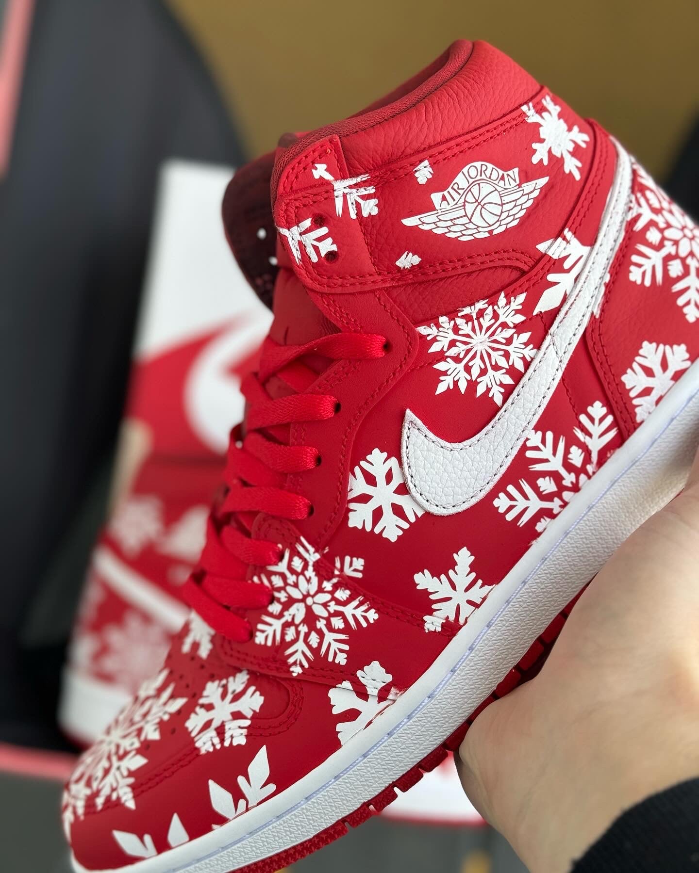 Jordan 1 red snowflake Low