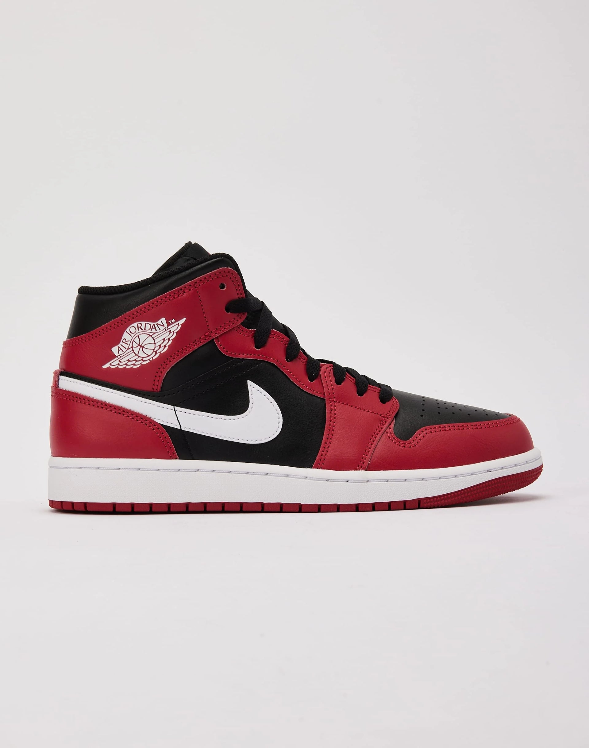 Custom Avis Jordan 1 mids