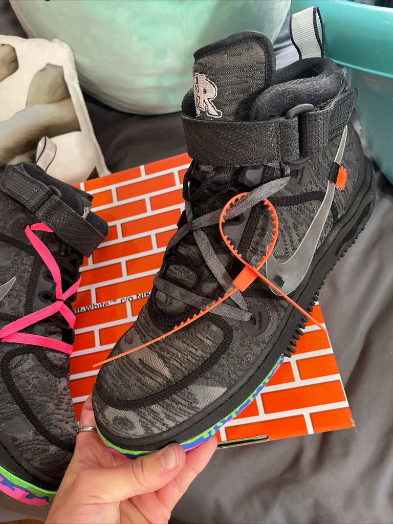 Off White Air Force 1 Mid Spikes Removed 